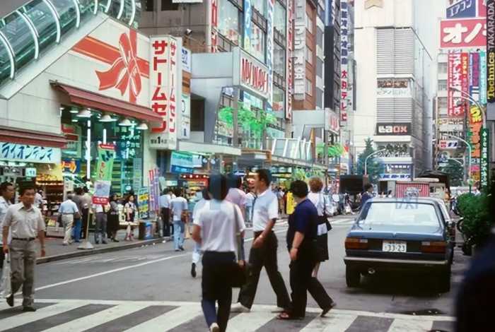 著名环保人士，提出禁止焚烧秸秆，真实身份是潜伏13年的日本间谍