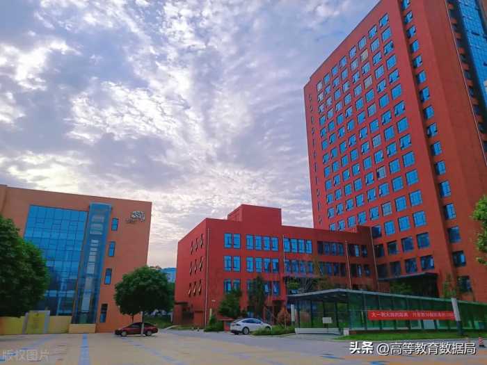 西安理工大学哪些方面比陕西理工大学更强？