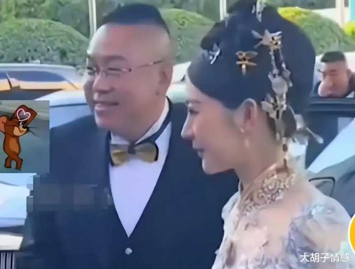 山东一52岁大叔结婚，迎娶25岁妙龄女子，网友：董事长和刚懂事